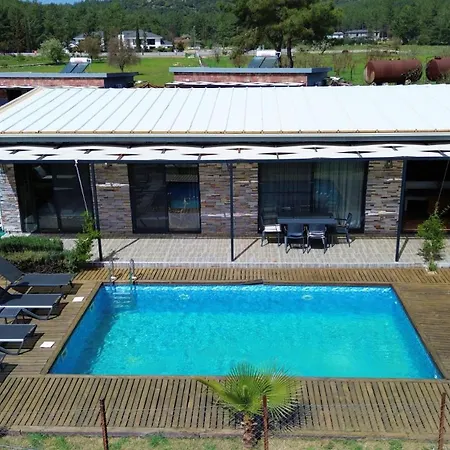 Defne 3+1 Villa, Ovacik, Oeluedeniz, Villa *